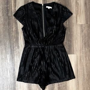 Luxxel Deep V-Neck Black Romper